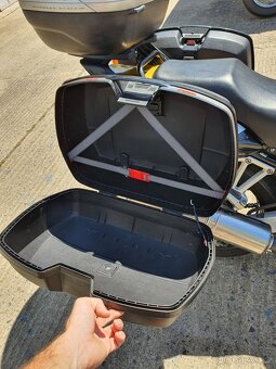 Yamaha FZS 600 Fazer - 9