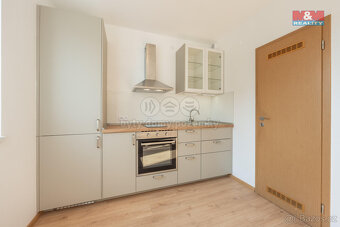 Pronájem bytu 2+kk, 58 m², Praha, ul. Symfonická - 9