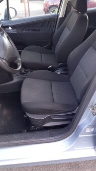 Peugeot 207 1.4 benzin 54kW, plně funkční na nahr.dily - 9