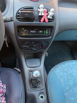 Peugeot 206, rv 2000 - 9