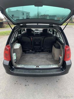 Peugeot 307 1.6 hdi SW 7.míst - 9