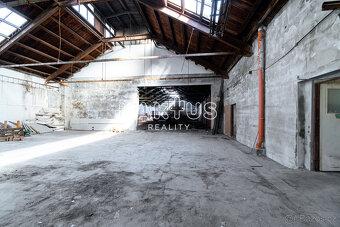 Pronájem skladového prostoru 1800m2 ve Frýdlantu nad Ostravi - 9