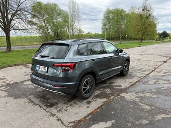 Škoda Karoq SPORTLINE 2,0 TDI110 kW DSG 4x4 2021 - 9