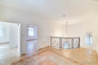 Pronájem vily, 255 m2, Praha 6 - Nebušice, ev.č. V3555 - 9