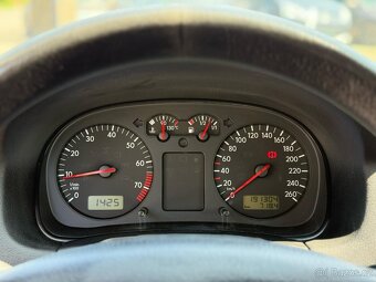 VW Golf IV 1.6i 74kw 5ti dver NOVA STK-DÁLNIČNÍ ZNÁMKA - 9