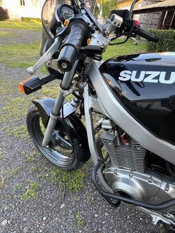 Suzuki GS 500 - 9
