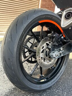 KTM Duke 125 - 9