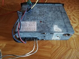 Autoradio/ autoantena - 9