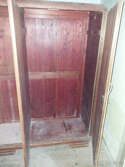 Staré skříně - 9