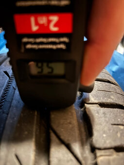 Originální sada kol na discích, Nokian 215/70 včetně TPMS - 9