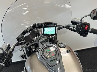 Kawasaki Vulcan 1700 Nomad - 9