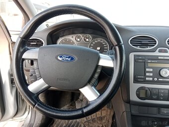 FORD FOKUS , KOMBI 1,6 benzin 74 kw - 9