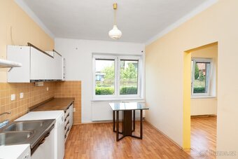 Prodej rodinného domu v Jeseníku nad Odrou - 9