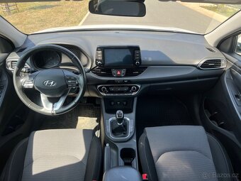 Hyndai i30 1.5i Rok 2021 Najeto 101t.km Nova STK - 9