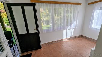 Pronájem bytu 3+kk 110m² v rodinném domě, dvě koupelny - 9