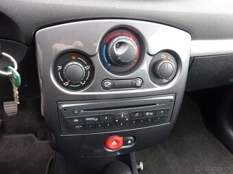 Renault Clio 1.2i r.v.2012 (55 kw) 1.Majitel - 9