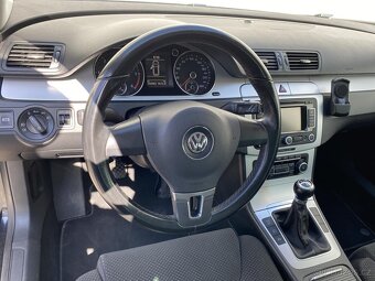Volkswagen Passat 2.0TDi , 103 kW nafta, 2010 - 9
