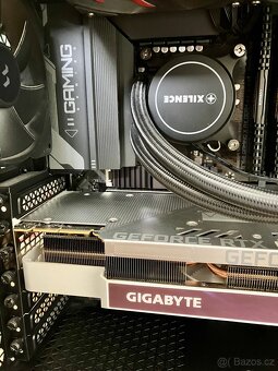 PC FractalDesign RTX3090 32GB DDR4 i5-14500 - 9