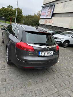 Opel Insignia 2.0D 118kw - 9