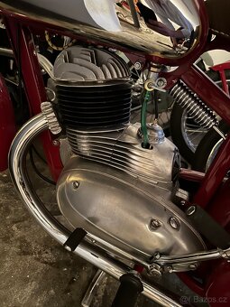 JAWA 250 Pérák - 9