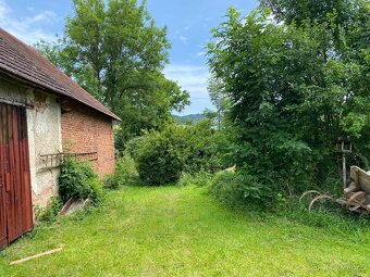 Prodám rodinný dům 3 + 1 s pěkným pozemkem 1000 m2 - 9