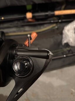 Pruty + naviják + pouzdro - 9