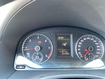 VOLKSWAGEN CADDY 1,6 TDI - 9