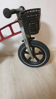 First bike, big apple s košíkem - 9