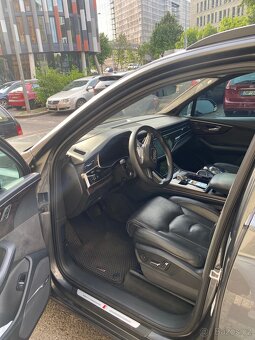 Audi Q7,2020 - 9