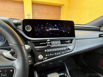Lexus ES 300h 9/2023 - 9