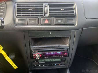 Volkswagen Golf IV 1.9TDi 66kW - 9