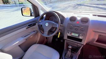 VW Caddy MAXI Life 2.0 tdi 7 míst - 9
