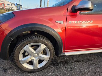 Dacia Sandero Stepway 1,5 dCi 65 kw - 9