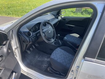Ford Fiesta 1.4 TDCI 50 kw - původ ČR - 9