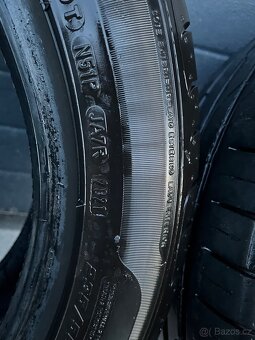 235/50/18 235 50 R18 - 9