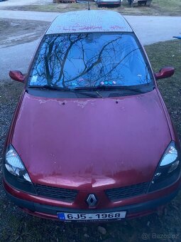 Renault clio - 9