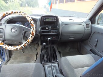 Nissan Double Cab 2.5 TD 4x4 tažné 3T k. ČR - 9