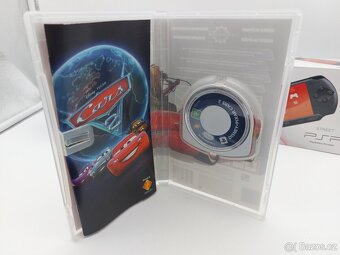 Playstation Portable Street E-1004 Cars bundle a 2GB memory - 9