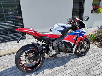 Honda cbr 1000 rr Fireblade - 9