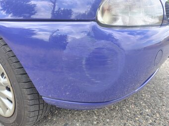 Ford Fiesta 1.3i - 9