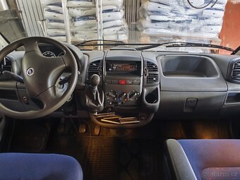 Prodam obytny automobil obytne auto alkovna - 9
