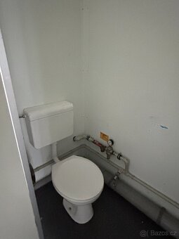 Sanitární / WC kontejner / nutné opravy - 9