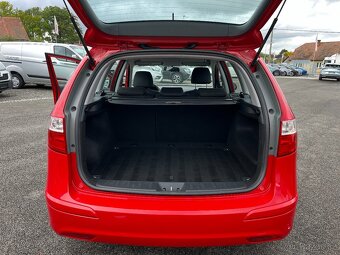 Hyundai I30CW 1,4i 80KW - 9