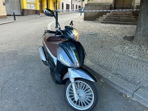 Piaggio Beverly 300 i.e. - 9