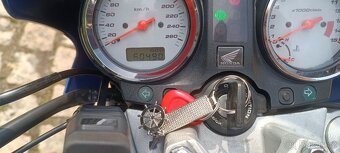 Honda Hornet 600 - 9