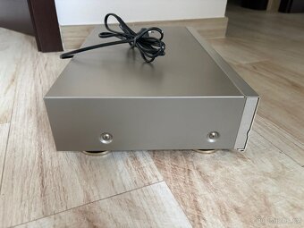 CD přehrávač Denon DCD-590 včetně DO - 9