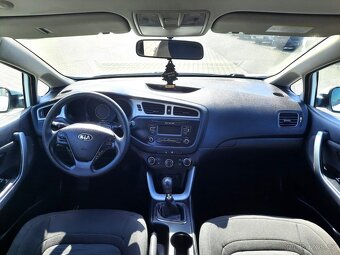 Kia Cee´d 1,4 CVVT-i KLIMATIZAC EESP - 9