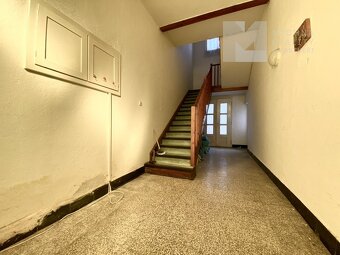 Prodej rodinného domu, 2 bytové jednotky, Zahrada - Střelice - 9