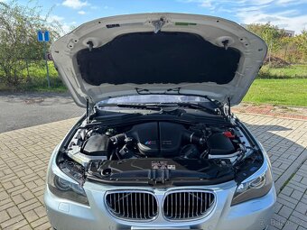 BMW e60 M5 V10 motorem po kompletní repasi - 9