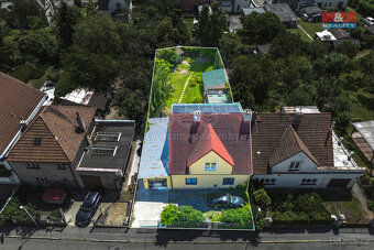 Pronájem rodinného domu, 260 m², Praha, ul. K Fialce - 9